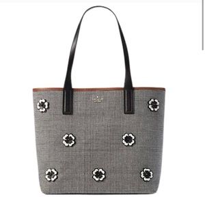 BEAUTIFUL KATE SPADE PURSE <3